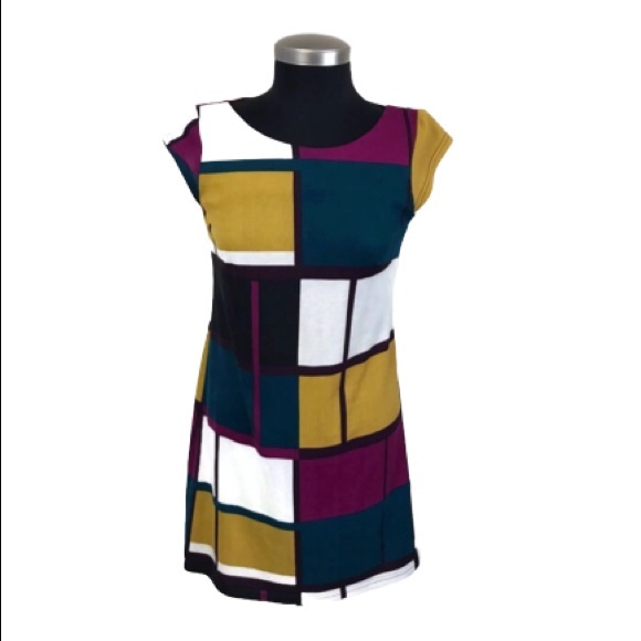 K studio collection Dresses & Skirts - K Studio Collection Color-block Dress✨Size: Small